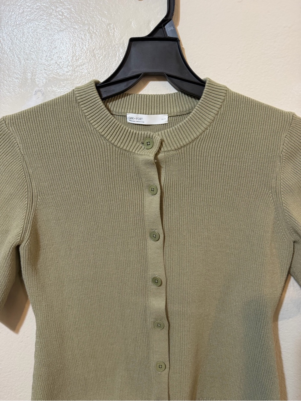 OAK + FORT Olive Crewneck Ribbed Button Cardigan